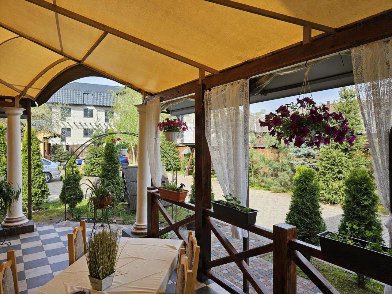 Minihotel Zolotoe Runo Ploskoye Esterno foto